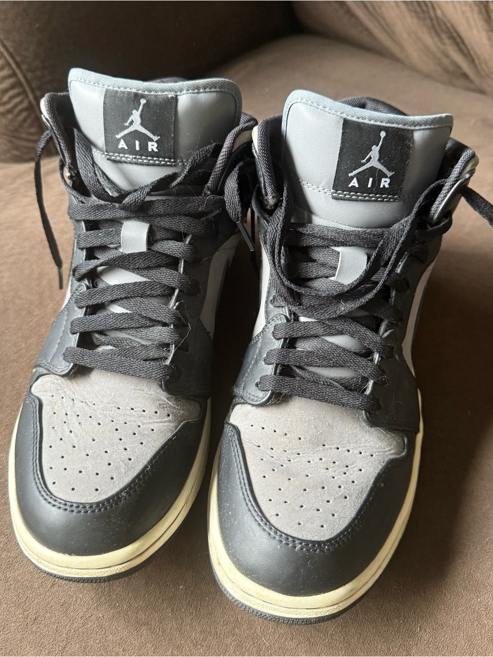 Nike Air Jordan 1 Mid Cool Grey